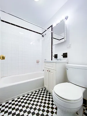 Rented by Compass | media 9
