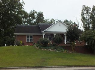 1682 Fairview Dr, Gainesville, GA 30501