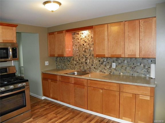 5th image of 88 Balbach Dr
