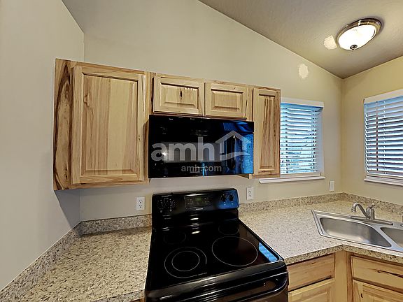 4th image of 4539 W 6130 S