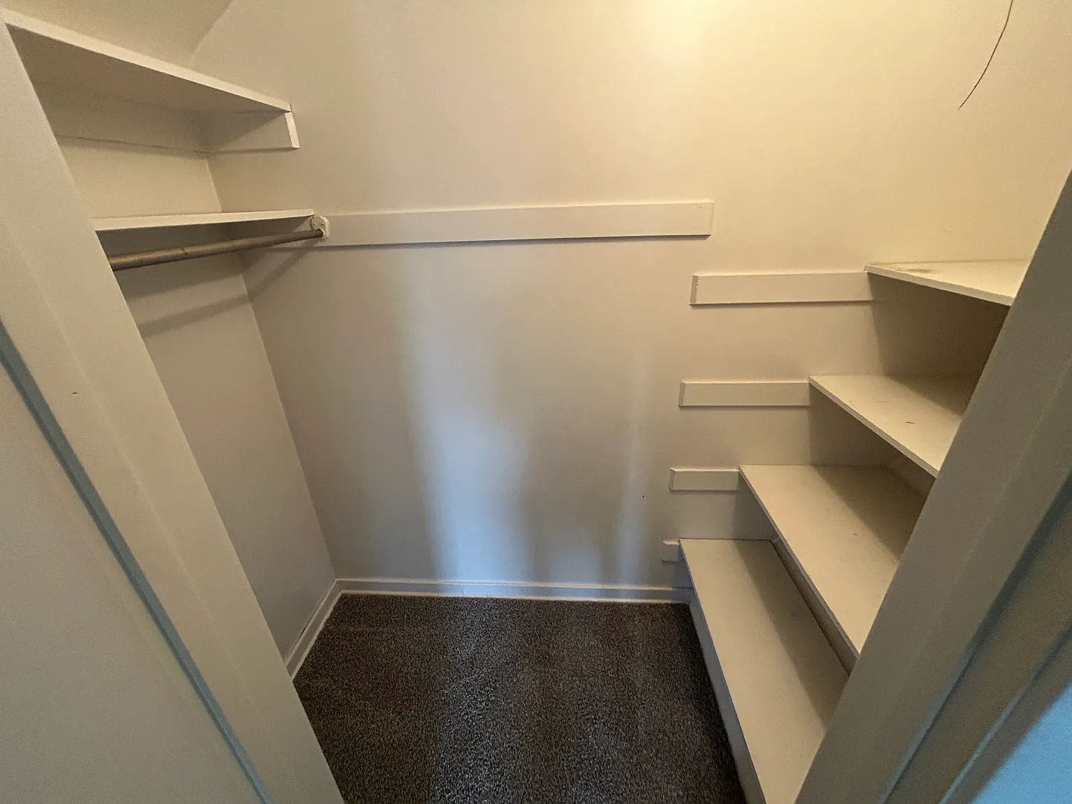1 bed, 696 sqft, $950 — Photo 4