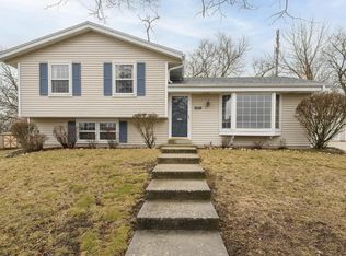 2411 Royal Ct, Waukesha, WI 53188