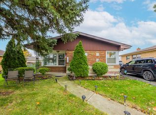 9620 S Kenton Ave, Oak Lawn, IL 60453