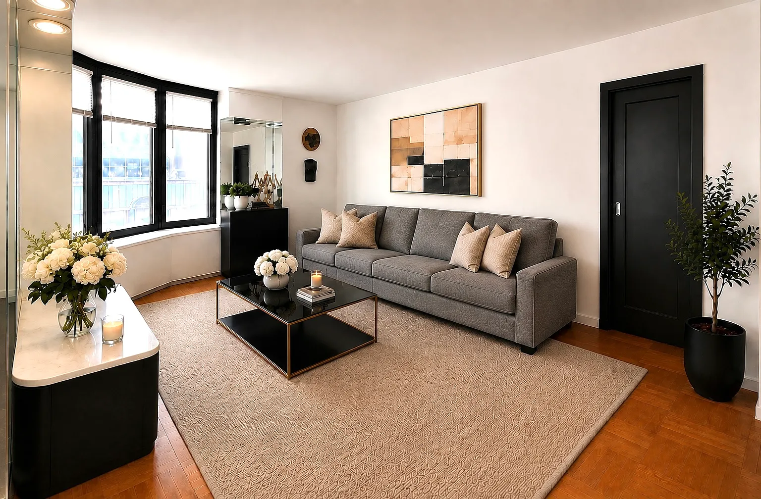 330 East 38th Street — Photo 4
