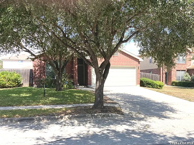 3 bed, 2.0 bath, 1638 sqft, $1,850 — Photo 1