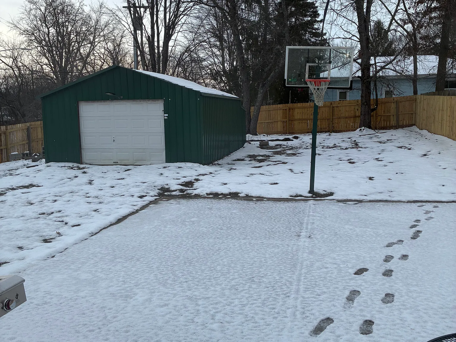 3 bed, 1872 sqft, $1,350 — Photo 2