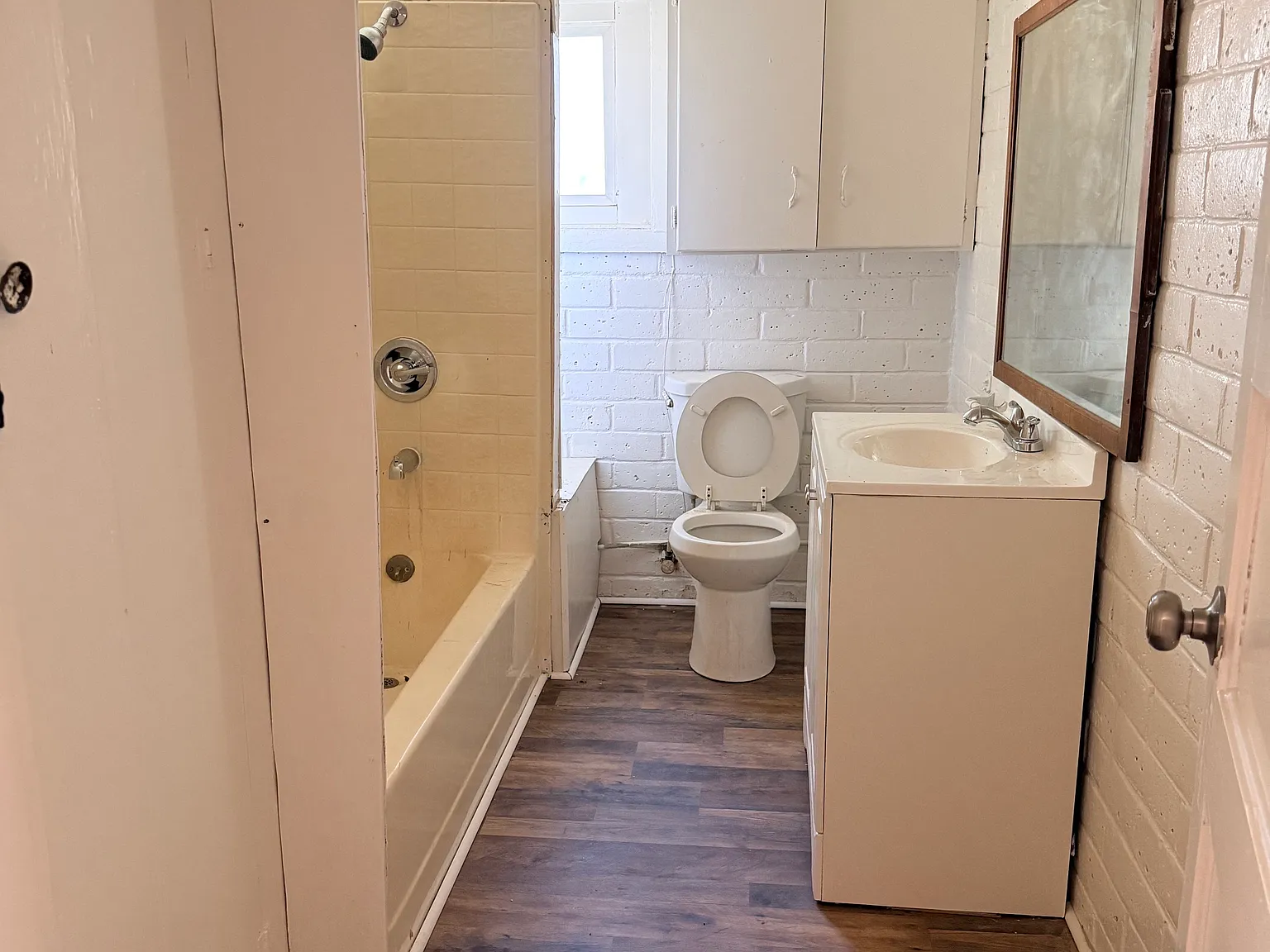 1 bed, $995 — Photo 4