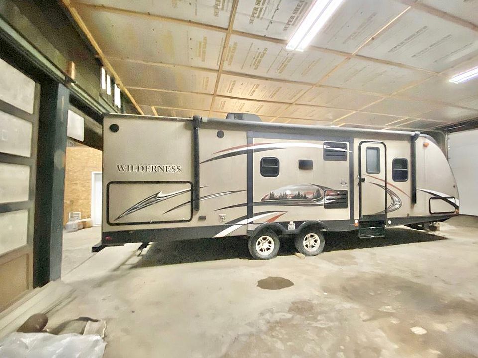 Can store 1 -2 RVs, 1 mid-size boat and more storage space in 1 central location.
