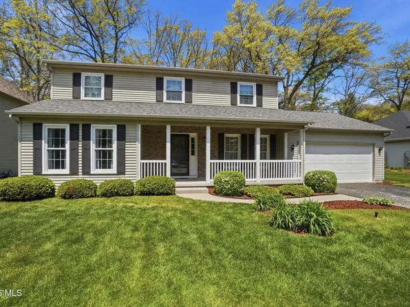 8240 Hidden Forest Dr, Holland, OH 43528