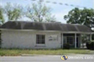 2nd image of 702 7th St