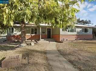 1431 W Roseburg Ave, Modesto, CA