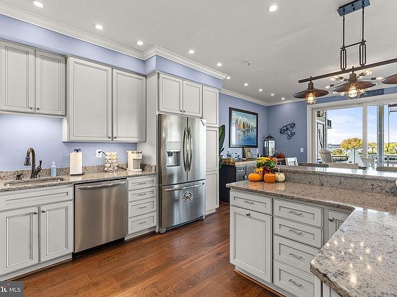 2nd image of 314 Oyster Cove Dr