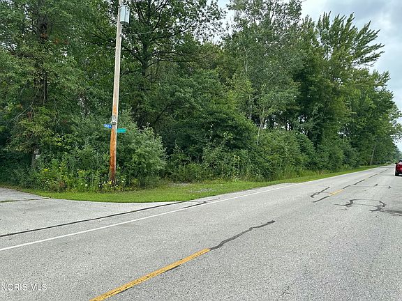 3rd image of 290 S Eber Rd