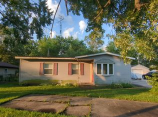 2003 W Kirby Ave, Champaign, IL 61821