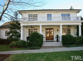1305 Highgrove Dr, Chapel Hill, NC 27516