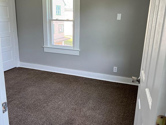 4th image of 609 N Belmont Ave #1/2