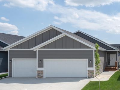 7237 E Waters Edge Pl, Sioux Falls, SD, 57110