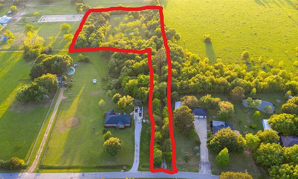 1st image of 17825 W Cypress Hill Cir