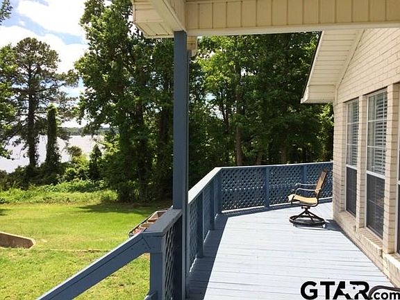 3rd image of 3250 Seaton Dr