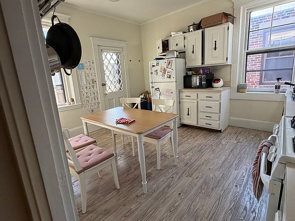 3rd image of 75 Longwood Ave #3R