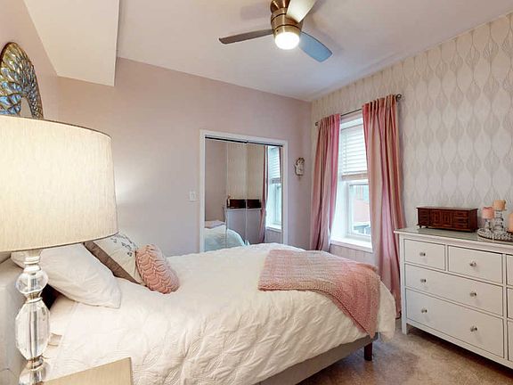 3rd image of 3214 W Leland Ave #3C