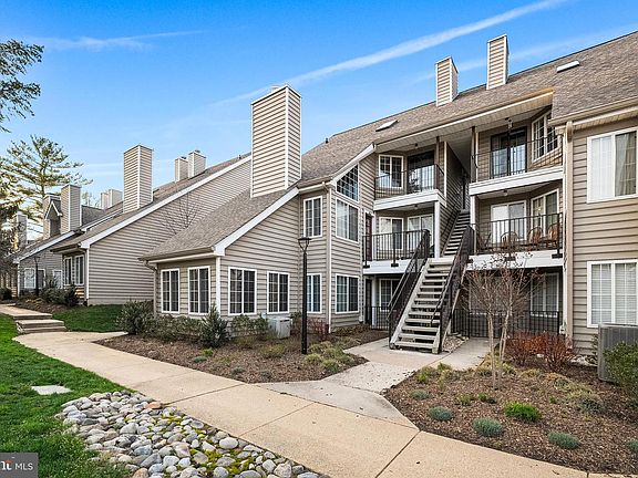 2nd image of 10835 Amherst Ave APT C