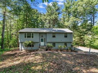15 Orchard Ln, Lincoln, MA 01773