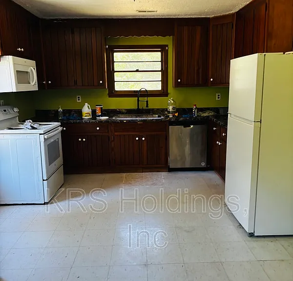 1740 Bickerstaff Rd — Photo 7