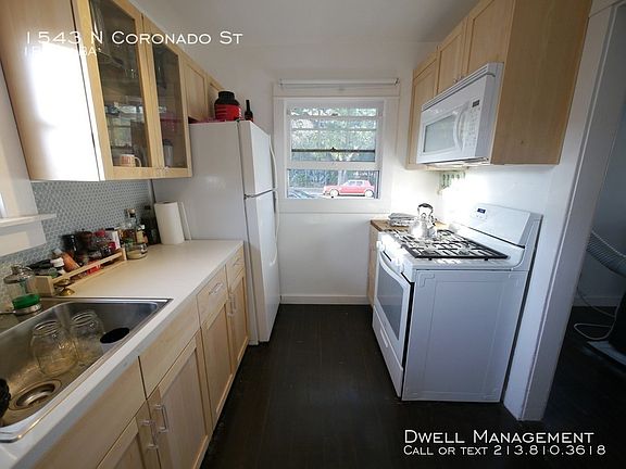 2nd image of 1543 N Coronado St