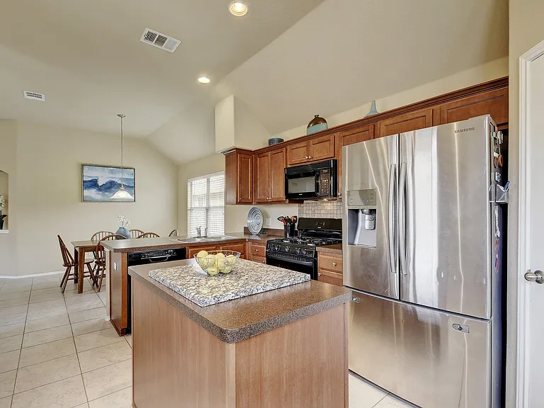 202 Silo St — Photo 16