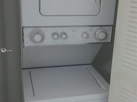 5th image of 3300 NE 191st St APT 1910