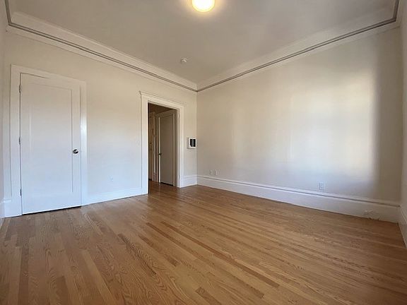 4th image of 669 Ellis St #14