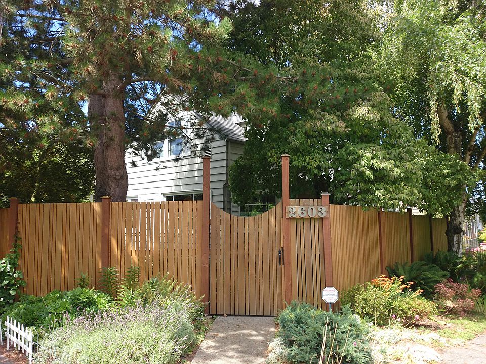 2nd image of 2603 Queen Anne Ave N