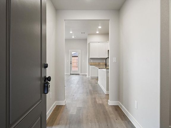 2nd image of 2814 Trenton Ave