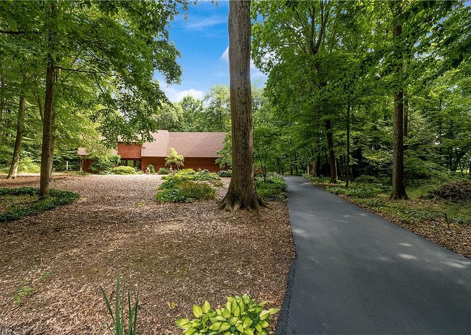 1st image of 2960 Mellon Cir