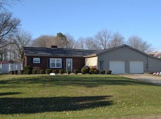 1285 Bridge St, Ellwood City, PA 16117