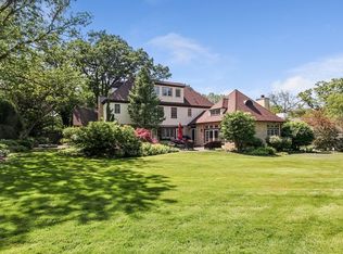 329 Chestnut St, Winnetka, IL 60093