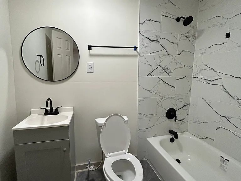 Beaverbrook Dr — Photo 10