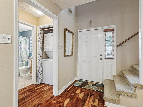 2nd image of 1500 W Esplanade Ave APT 43D