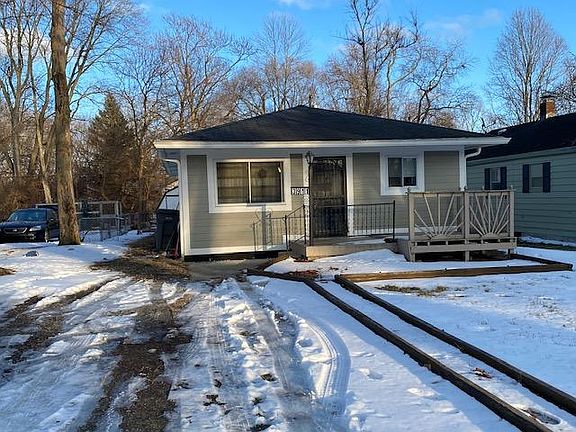 4th image of 3911 N Kitley Ave