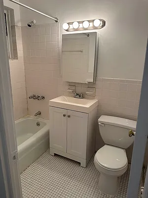 Rented by Sandra Greer Real Estate | media 18