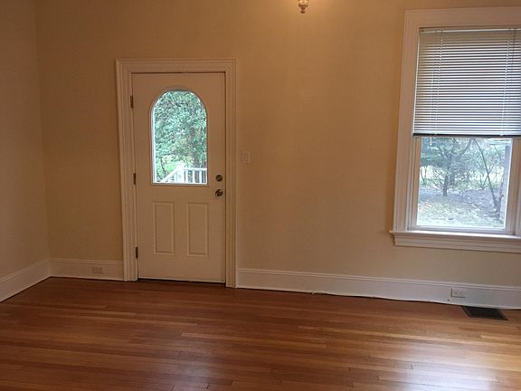 4th image of 71 Crest Rd #B