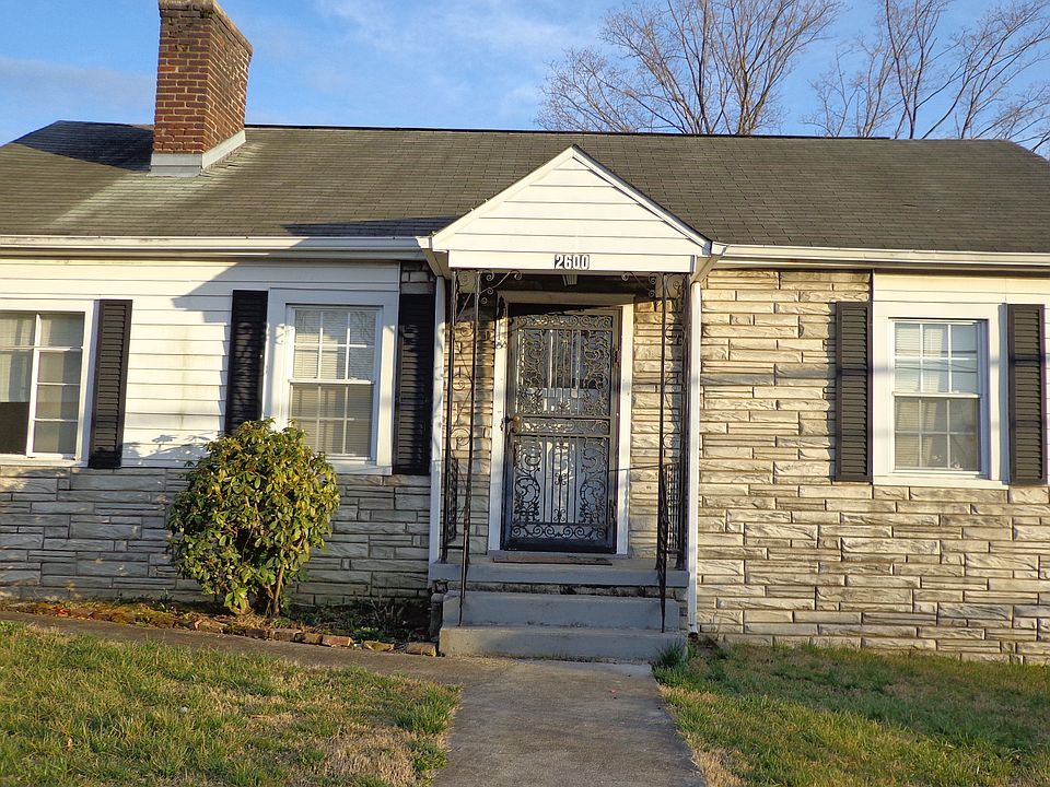 1st image of 2600 Avondale Ave