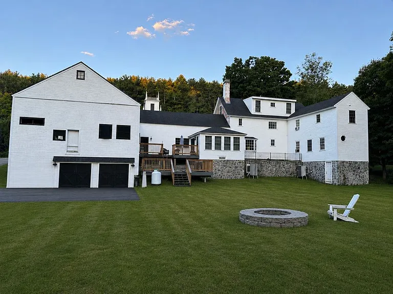 32 Concord St — Photo 18