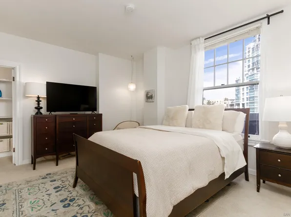 702 Ash St Unit 205, San Diego, CA 92101