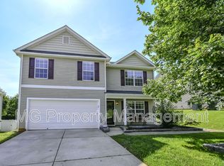 722 Overlook Rd, Lowell, NC 28098
