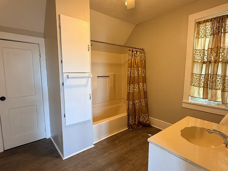 104 Texas St — Photo 19