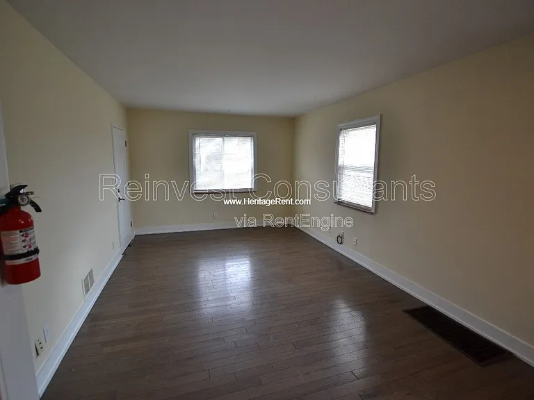 6941 Mulberry St #3 — Photo 2