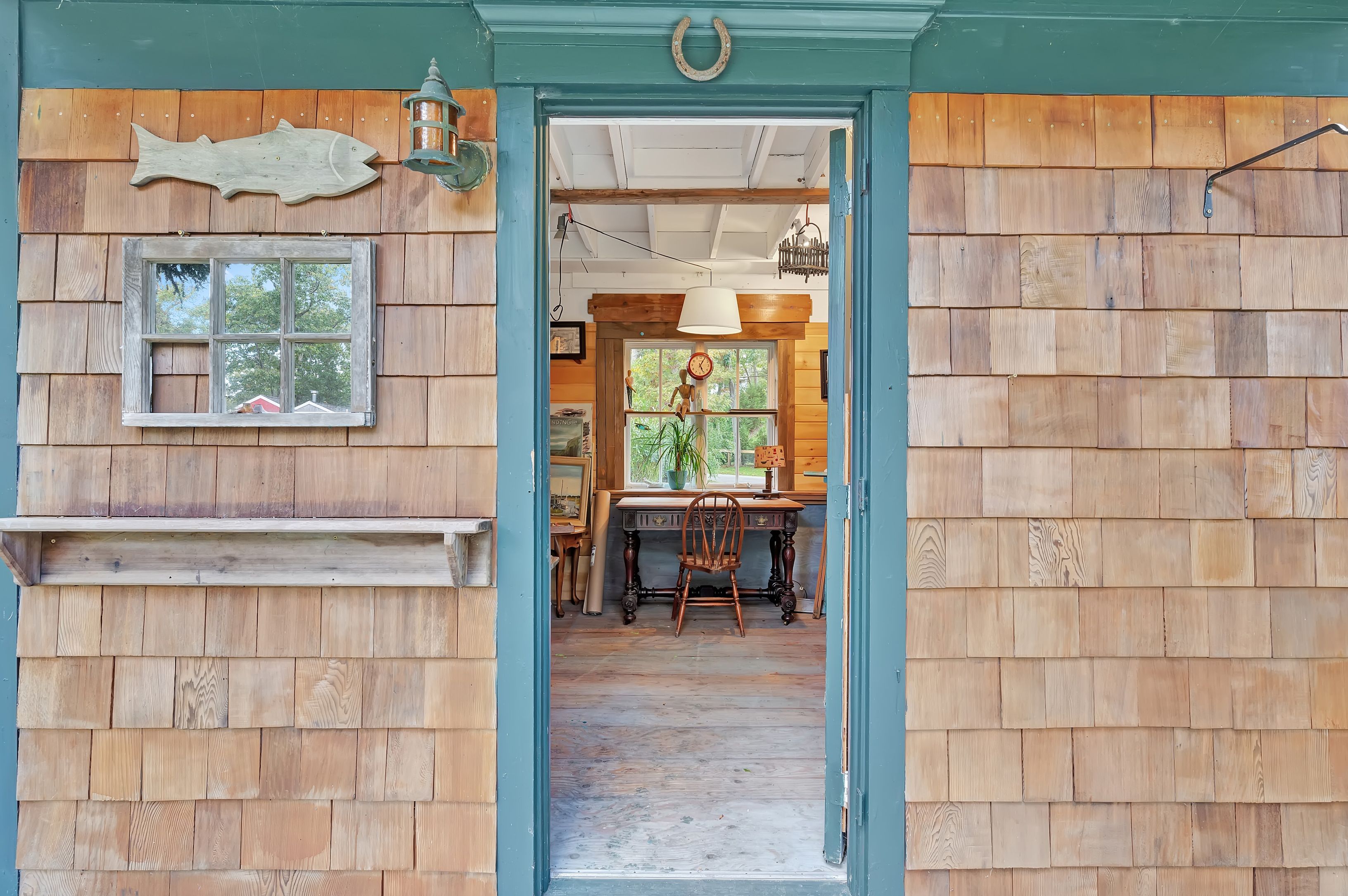 5 Bittersweet Ave in Hampton Bays Out East