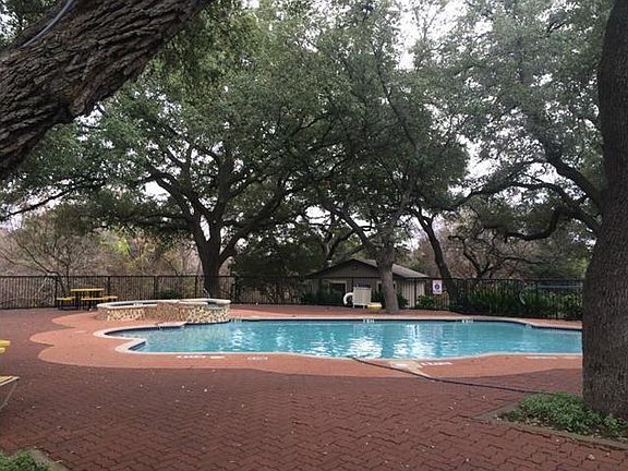 4th image of 12166 Metric Blvd APT 251